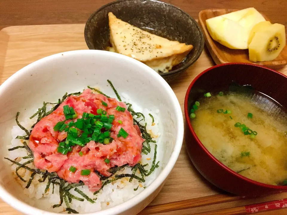 ネギトロ丼＊10.10|ヨンセンさん