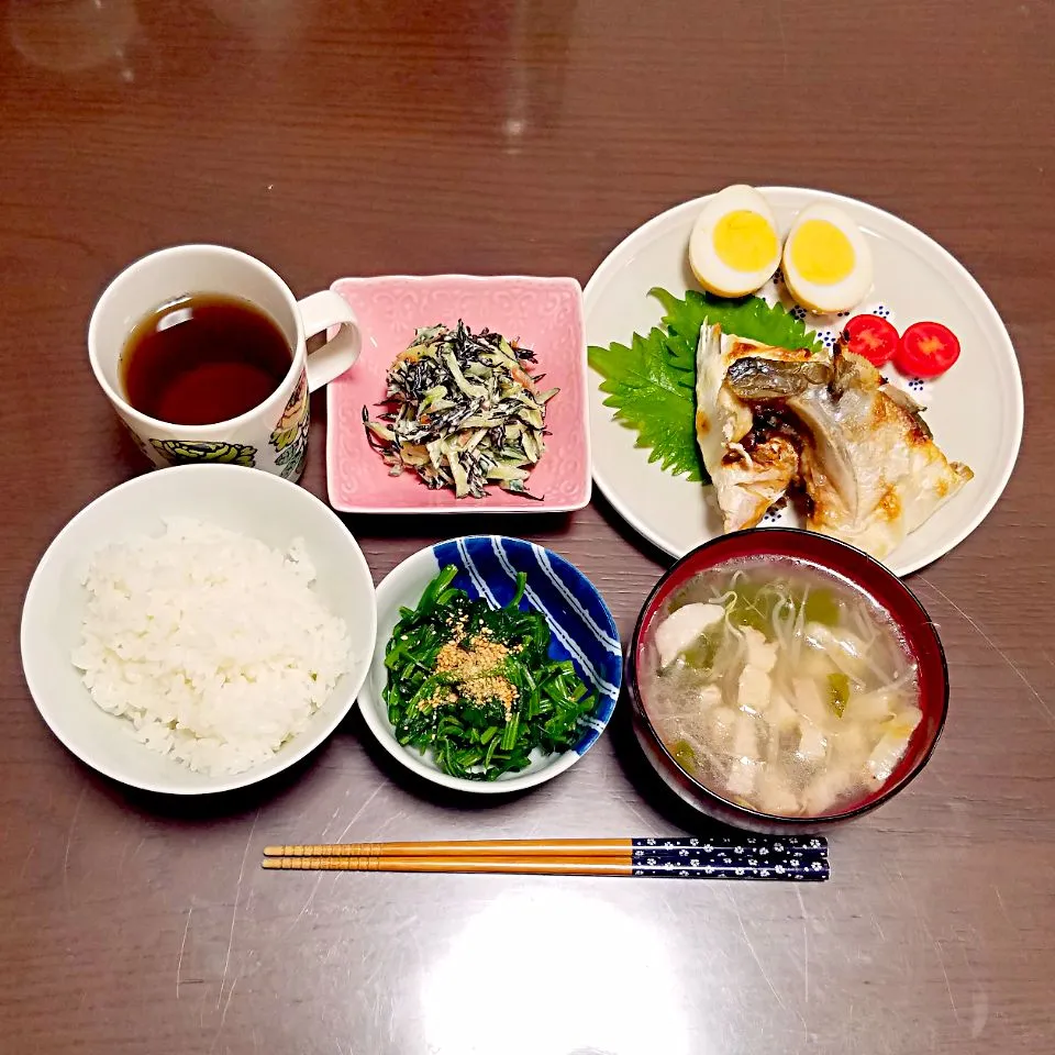 鰤のかまの塩焼きの夜ご飯♡|Mami.Nさん