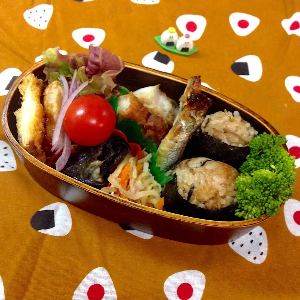 Snapdishの料理写真:今日のお弁当😊 #わっぱ弁当  #夫弁当  #地味弁当  #おにぎりアクション|naonaomimichanさん