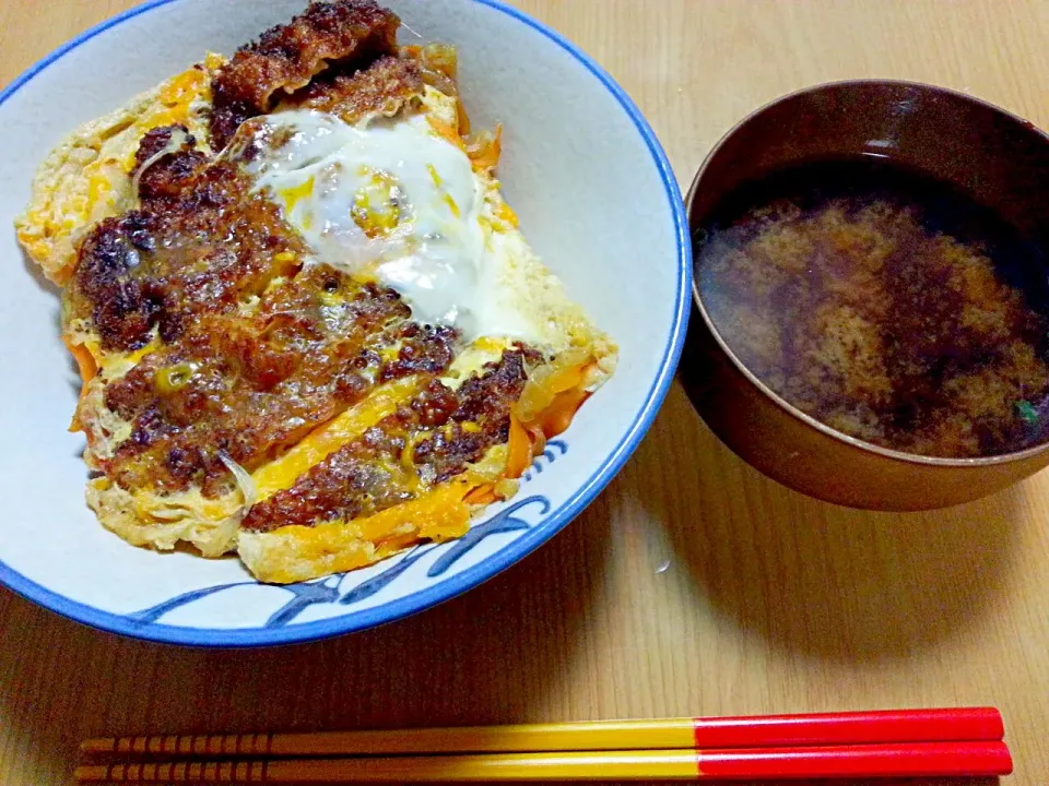 Snapdishの料理写真:カツ丼|みどりさん