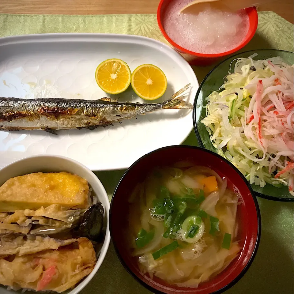 初物の秋刀魚ランチ💚スダチを添えて|momo2067さん