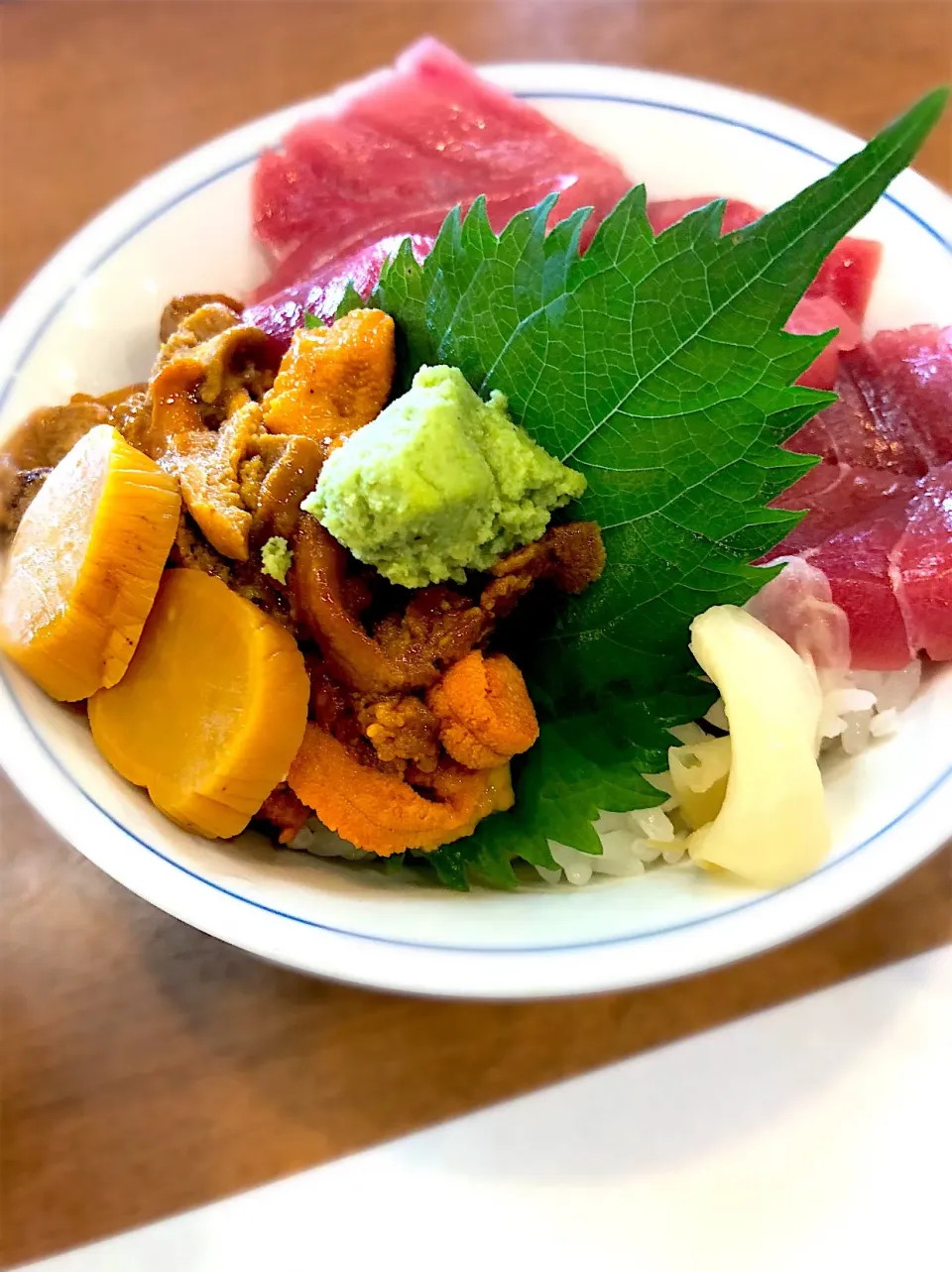 うに鉄火丼|あるじさん