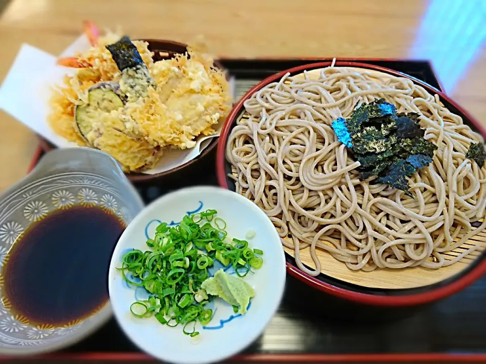 今日のランチは、天ざる蕎麦♪|yokoさん