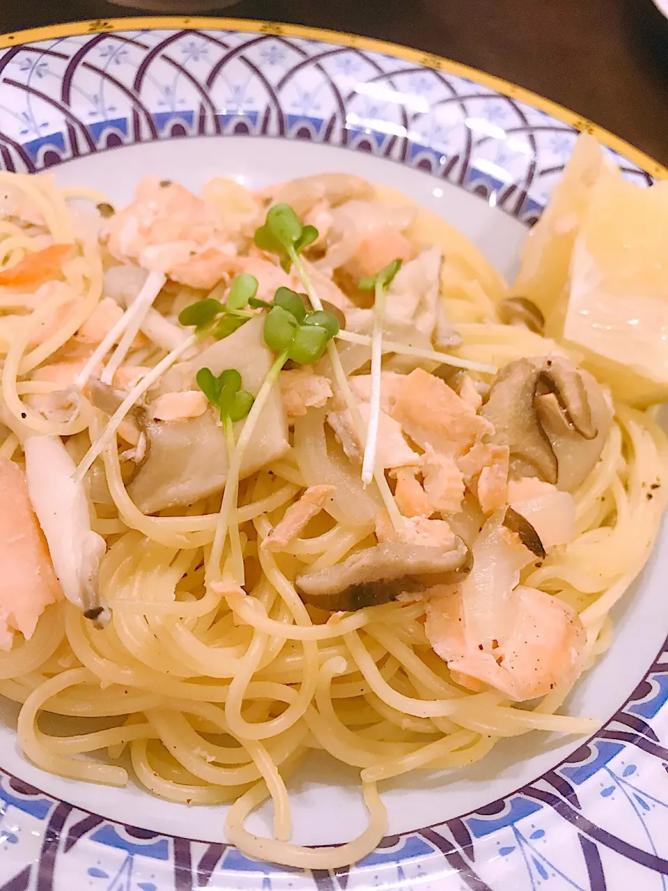 秋の鮭とキノコのさっぱりパスタ|みいさん