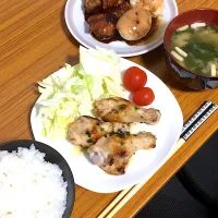 Snapdishの料理写真:鶏の手羽元🐓|ケンゴリさん