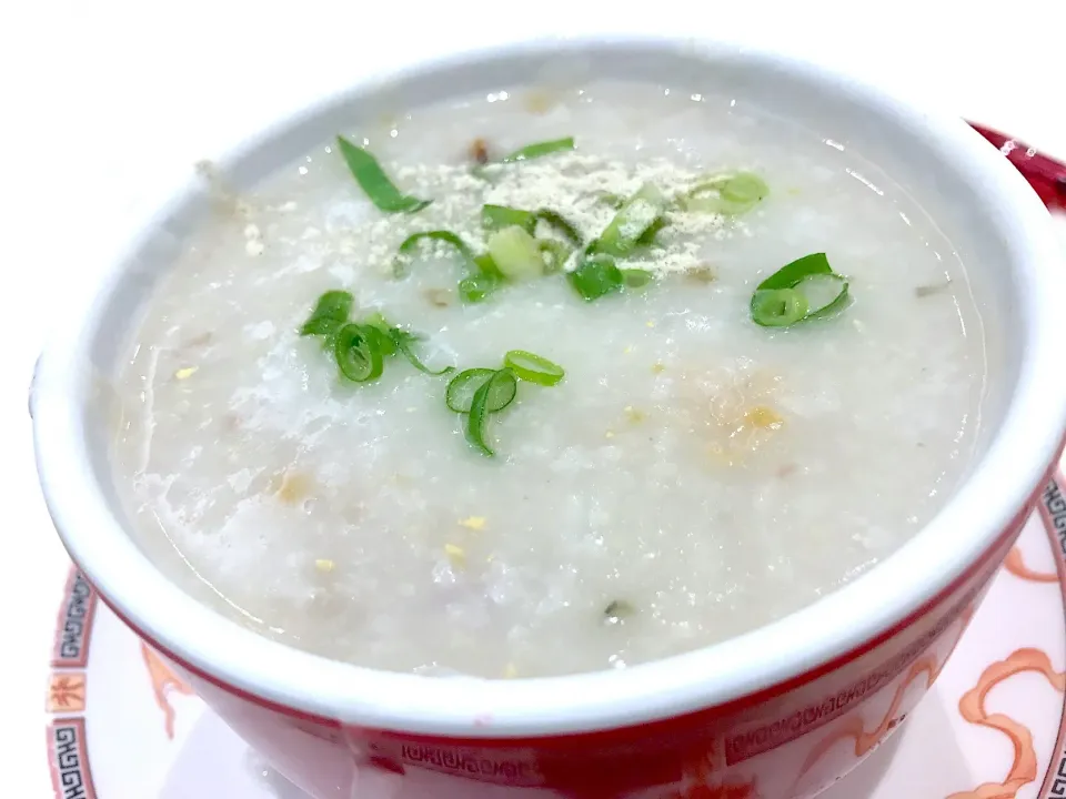 Minced beef congee with preserved egg|Sky Blueさん