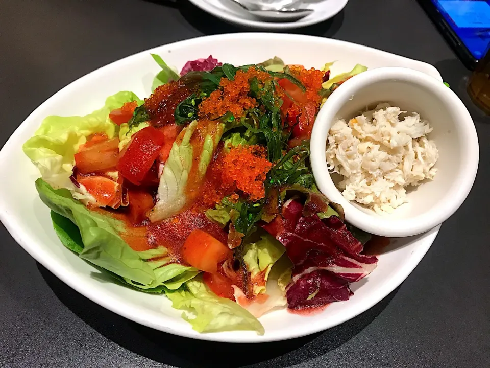 Japanese style crabmeat salad with blueberry and guava vinegar|Sky Blueさん