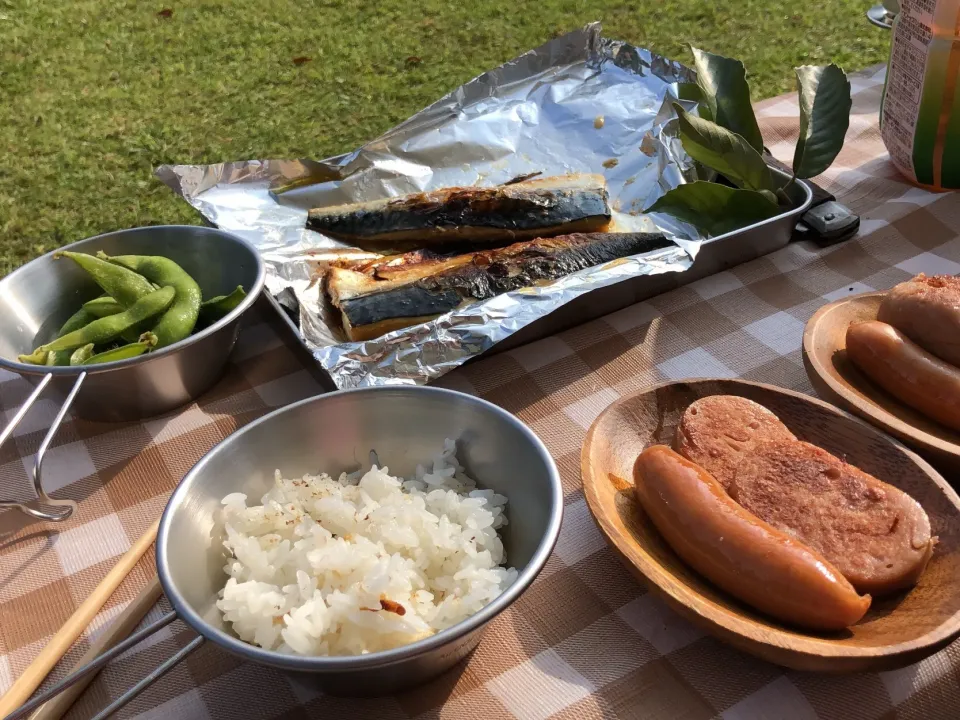 キャンプで朝ごはん|LaLamamaさん