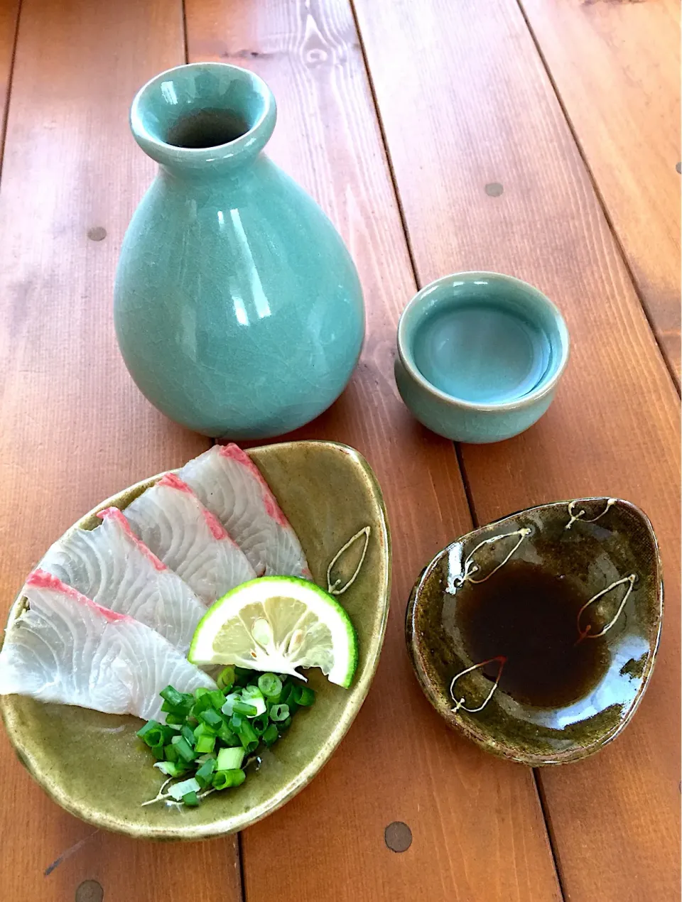 Snapdishの料理写真:カンパチの薄造り🐟|あつしさん