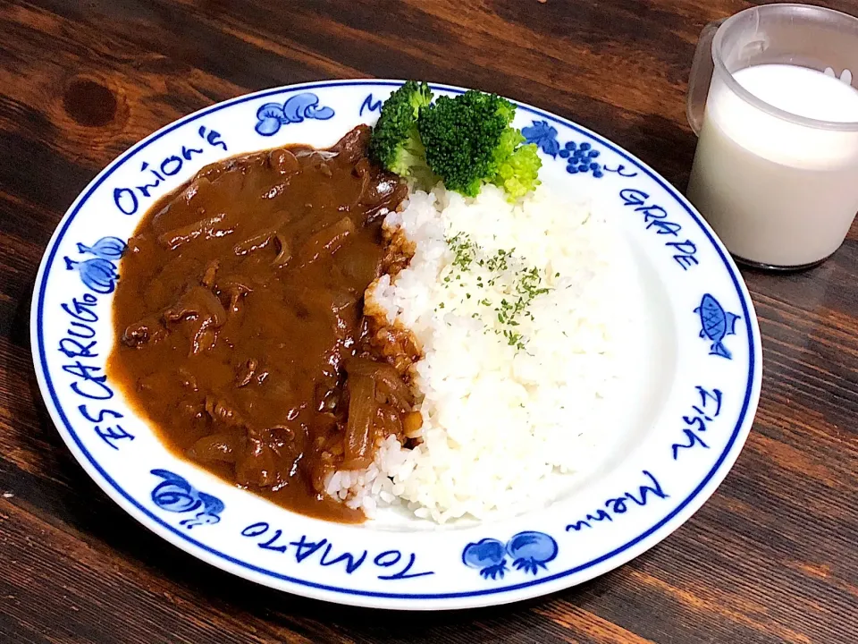 夕飯♬  #ハッシュドビーフ🐮🐮🐮|いしくん。（たまご王子🥚🐣🐥🐔）さん