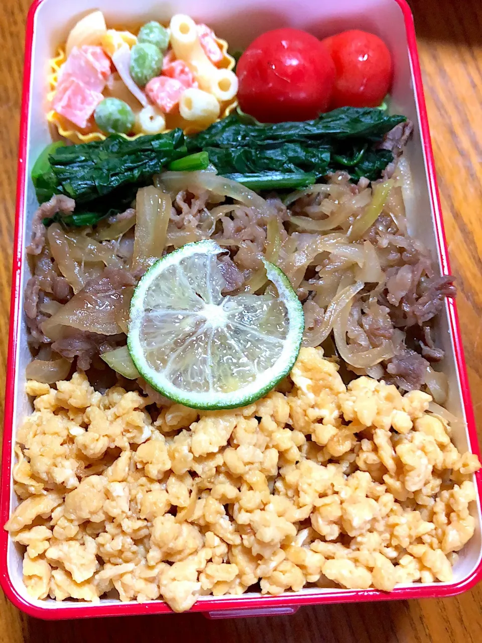 牛肉、そぼろ弁当。今日からテスト週間！頑張って💪|かよっぺさん