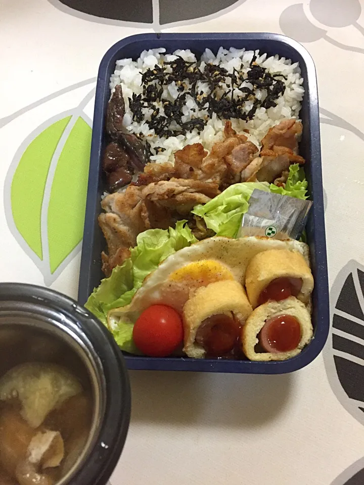 20181015兄弁当。焼肉レタスエッグ弁当と茄子の味噌汁。|hanakoさん