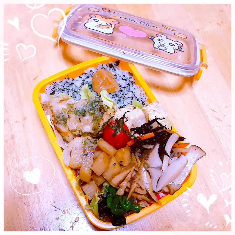 Snapdishの料理写真:１０／１５ ｍｏｎ
鶏胸肉のシソ天弁当🍴|rinaronarさん