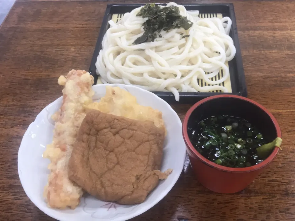 味庄 高松駅前 ざるうどん とり天 ちくわ おあげ|ぴょんこさん