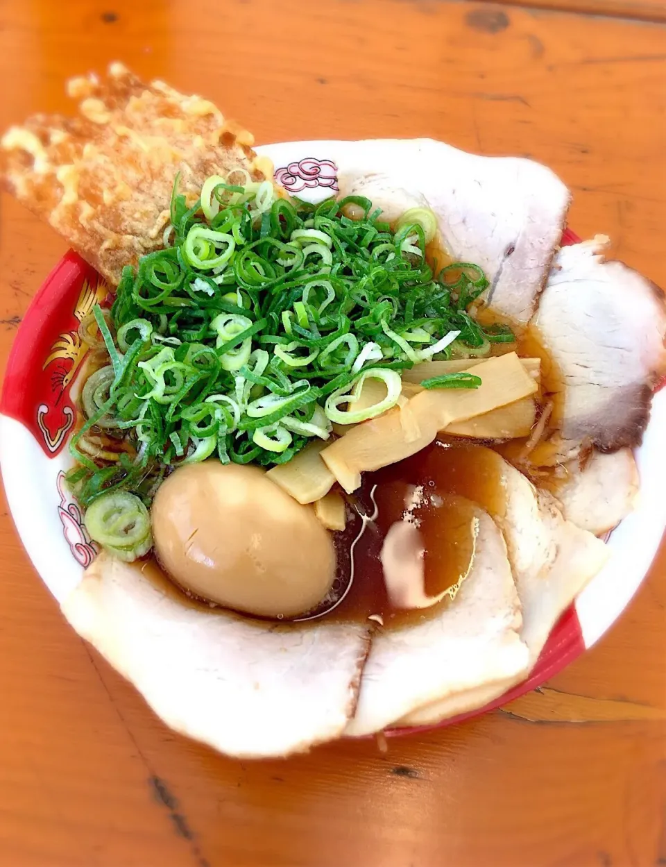 ‎尾道ラーメン喰海
‎大粒背脂の乗った本場地元の尾道ラーメン
@ラーメン日本一決定戦|morimi32さん