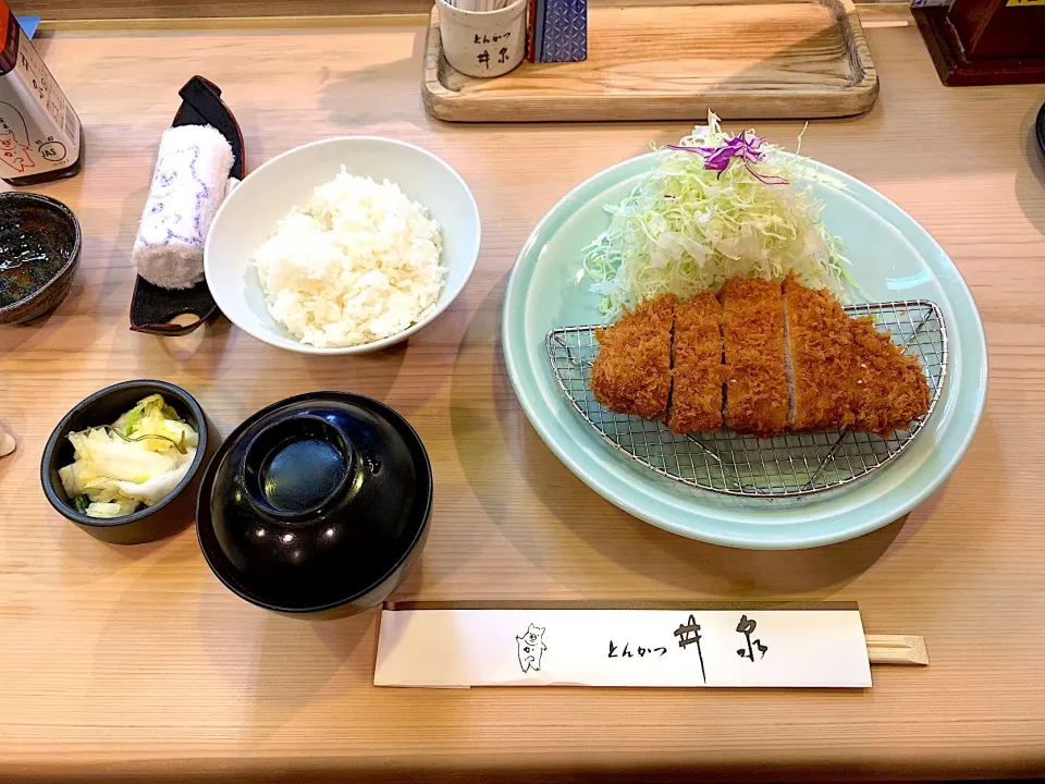 とんかつ定食|(´ｰ｀)さん