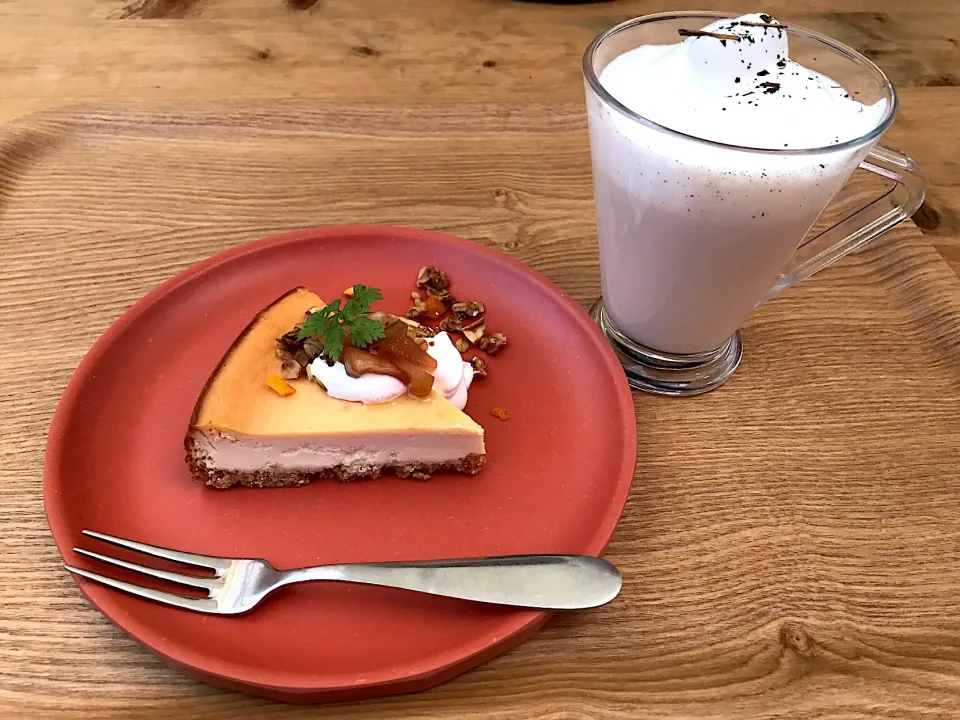 オーガニックほうじ茶ラテ&チーズケーキ⭐️jam cafe' BASE|小林美緒さん