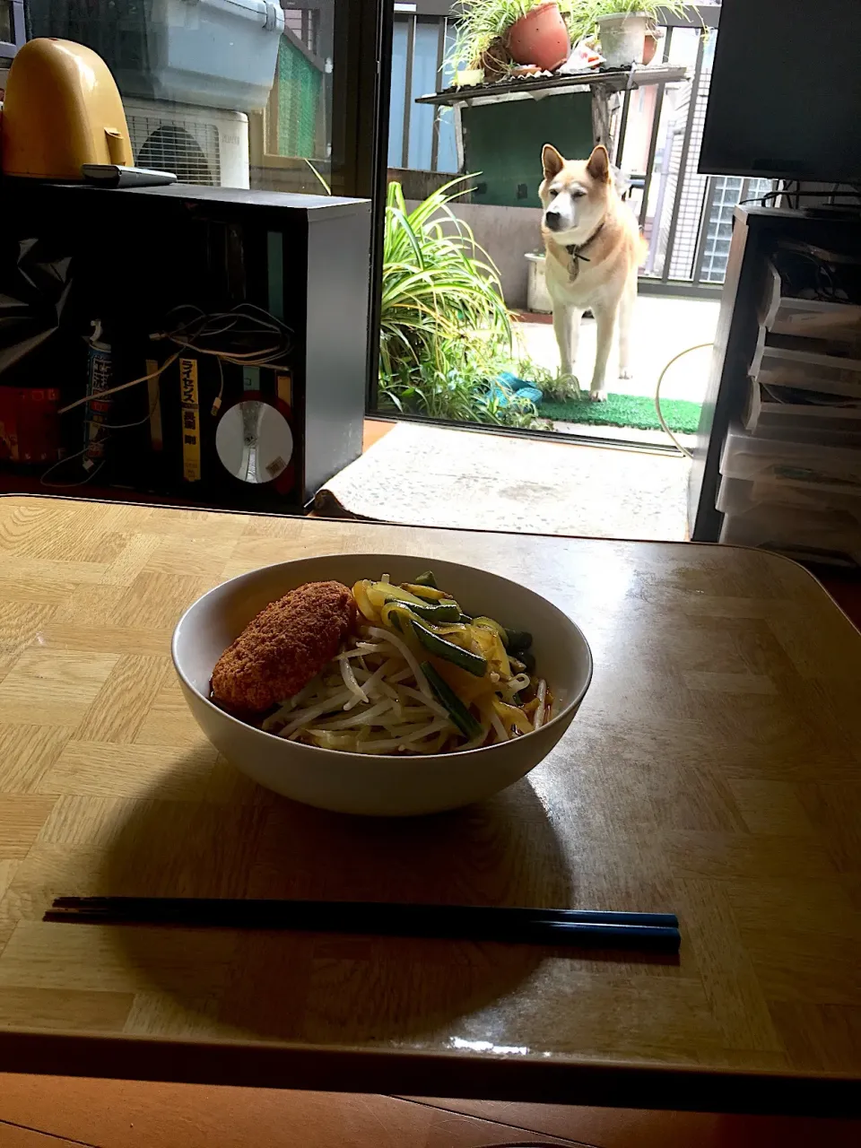 夜勤明けコロッケのせキムチカレーうどん|Tarou  Masayukiさん