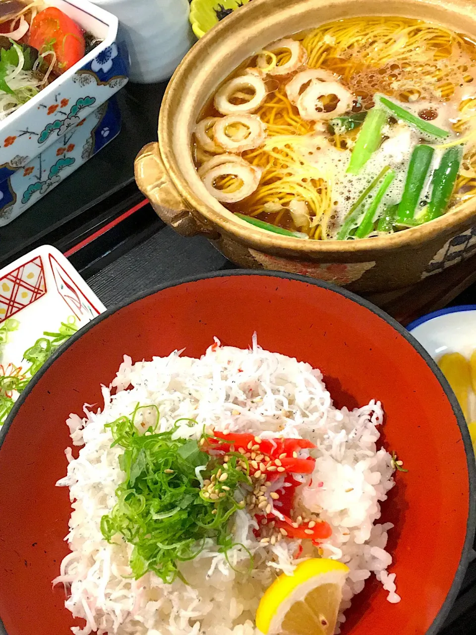 鍋焼きラーメンとちりめん丼♪|かっぴーさん