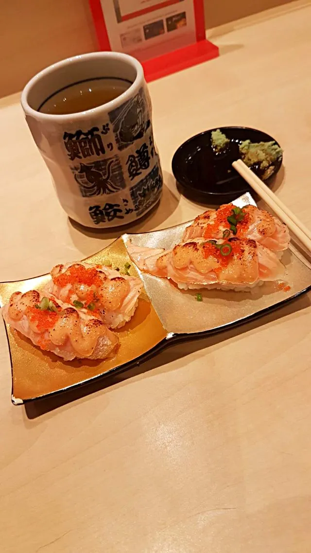 Salmon belly mentai yaki 😍😋😋😋|🌷lynnlicious🌷さん