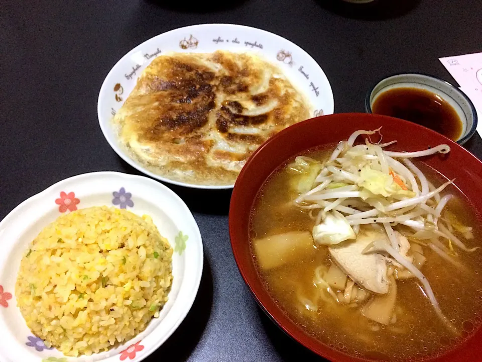 味噌ラーメン餃子チャーハン|Shintarou  Nishimuraさん