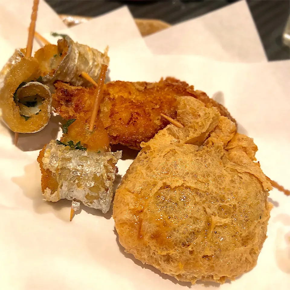 釣り太刀魚のしそ巻とカキフライと納豆巾着揚げ|Masakoさん