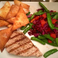 Snapdishの料理写真:Tuna with SnowPea Stirfry|K Goodnessさん