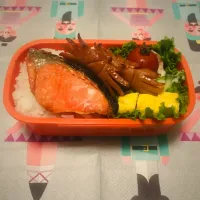 Snapdishの料理写真:鮭弁withカニさんウインナー|Kyoko Hirosakaさん