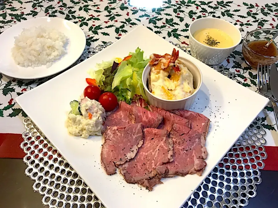 Snapdishの料理写真:#ローストビーフ
#海老マヨ
 #デパ地下デリ|お豆さん