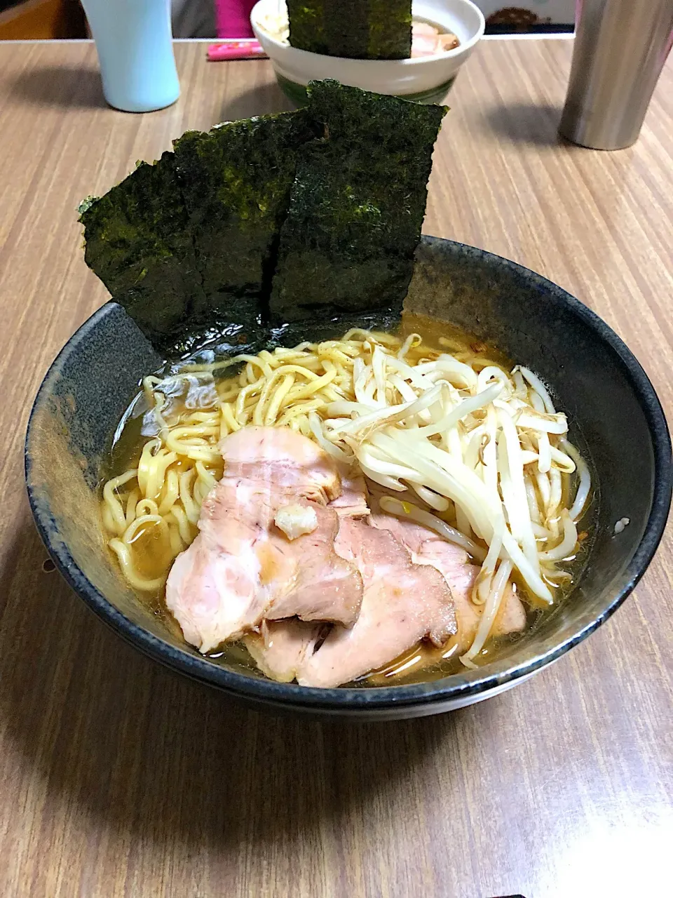 焦がしネギラーメン(嫁さん作)|たびもかさん