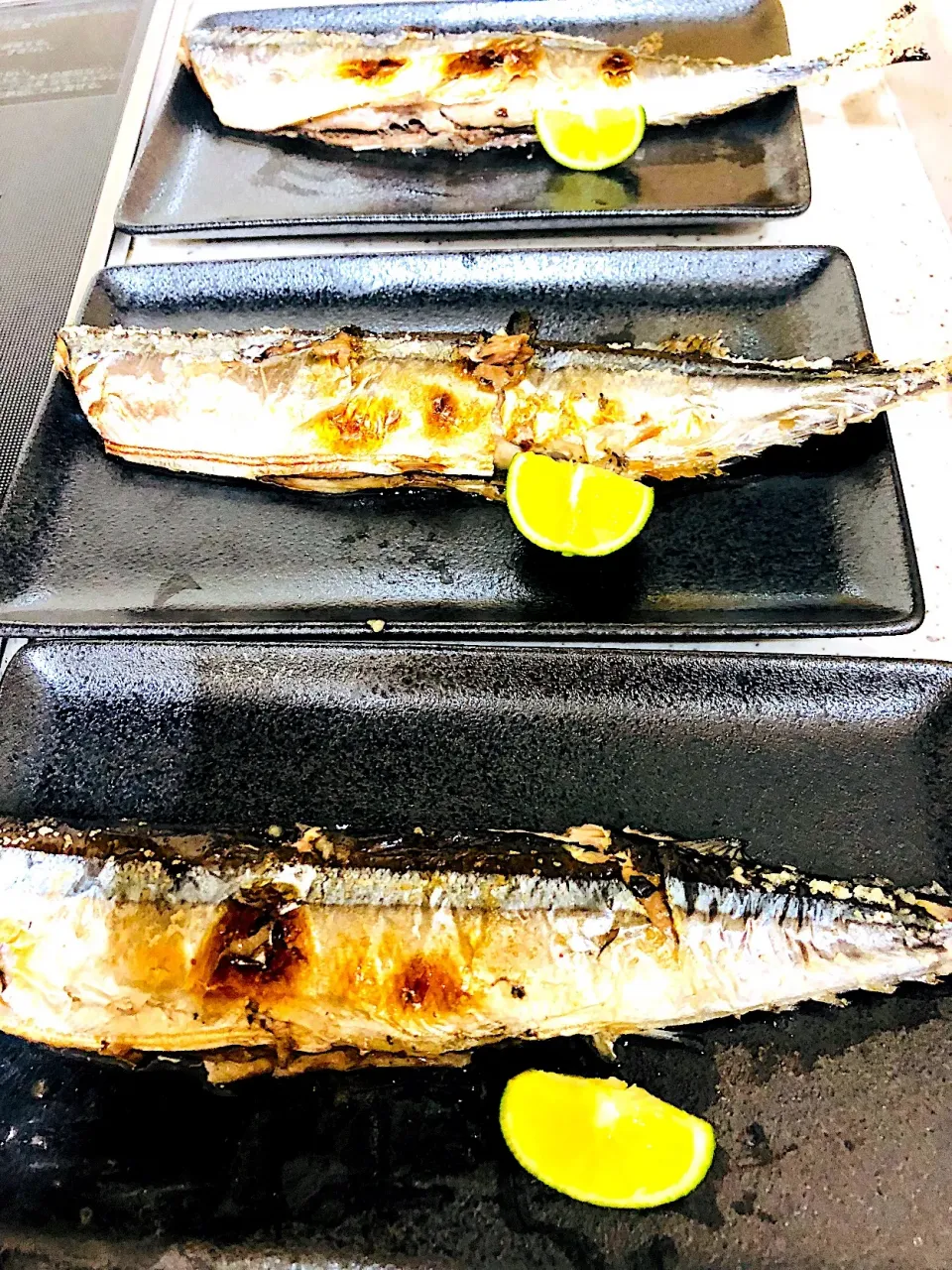 Snapdishの料理写真:#秋刀魚の塩焼き#かぼす|笙　みかんさん