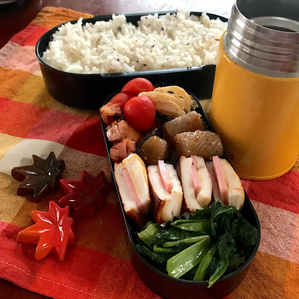 今日のお弁当🍱

あたたかい豚汁🐖

折りたたみ傘もって
出かけてね🌂

今日も気をつけて
いってらっしゃい👋😊|mokoさん