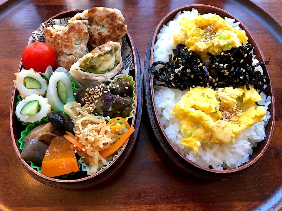 Snapdishの料理写真:本日もお弁当🍱鶏肉レンコンつくね🍖きゅうりちくわ🥒茄子味噌炒め🍆切り干し大根🥗卵焼き🥚 #息子弁当  #わっぱ弁当  #鶏肉 #なす味噌炒め  #切り干し大根  #卵焼き #札幌 #中島公園|Yukie  Toriseさん