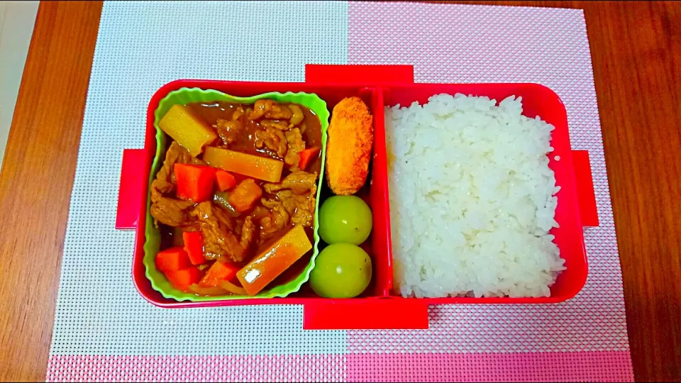 カレーライス🎵旦那さんお弁当🎵😊|かおるcitronさん