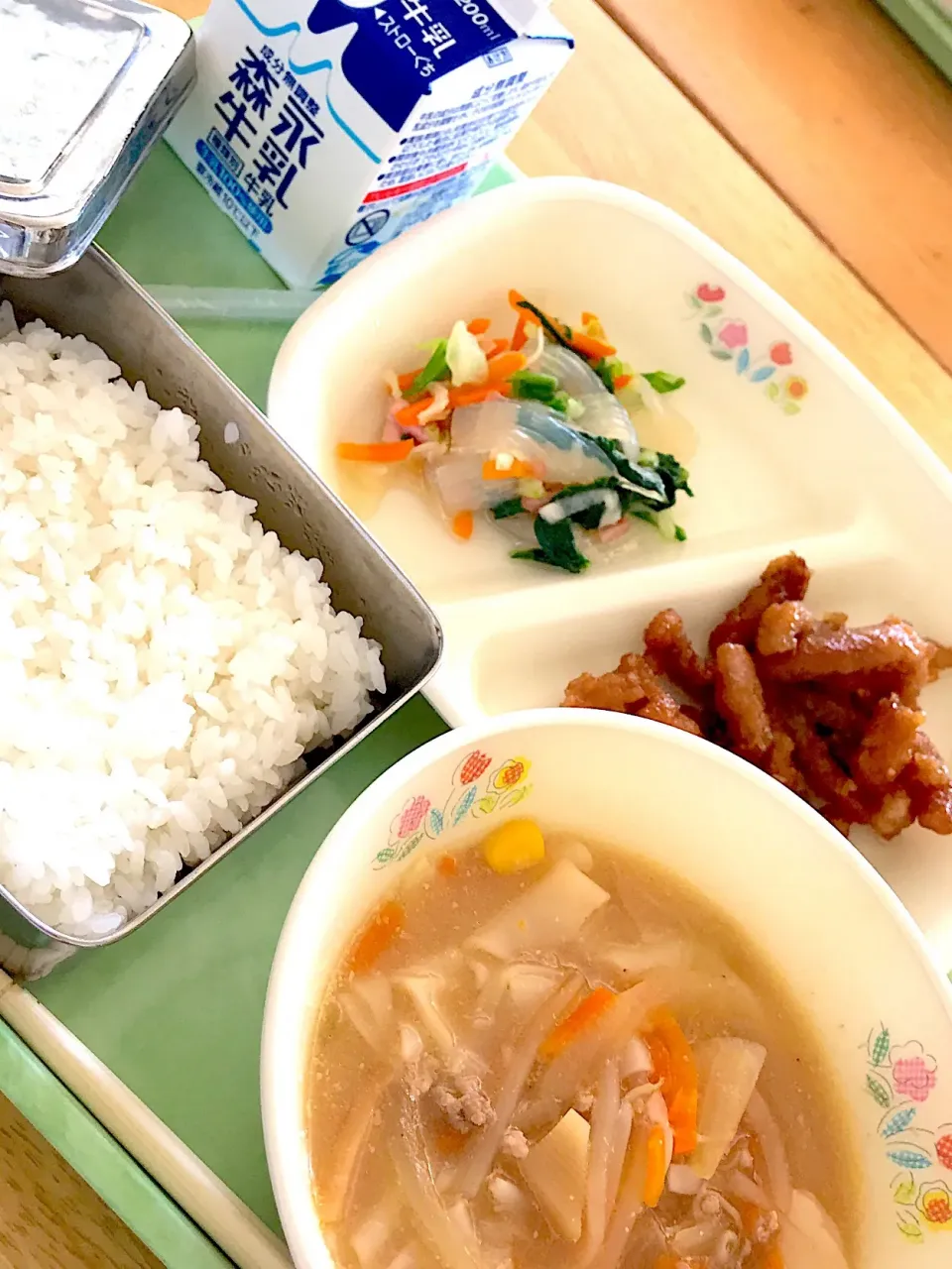 Snapdishの料理写真:中学校給食|とみぃさん