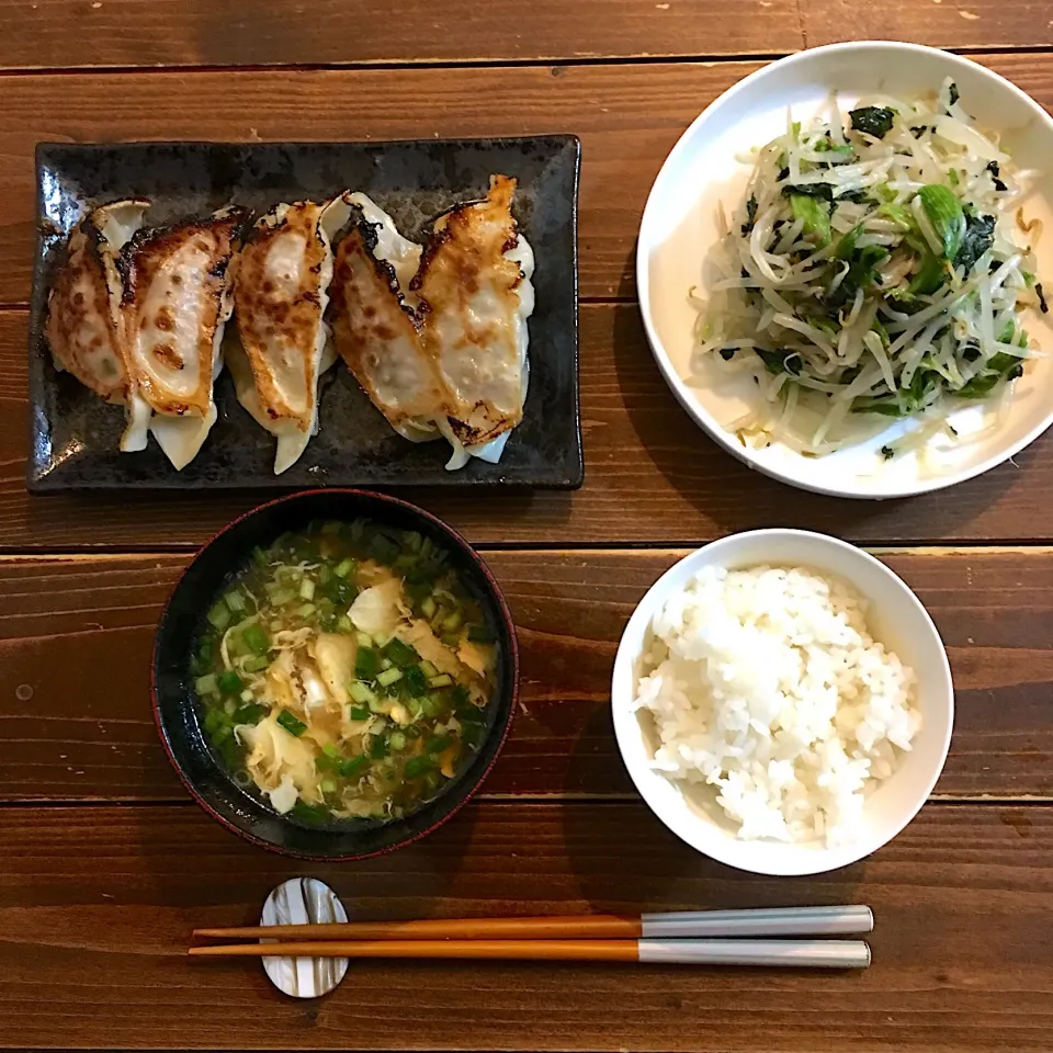 餃子のお夕飯💖|ともさん