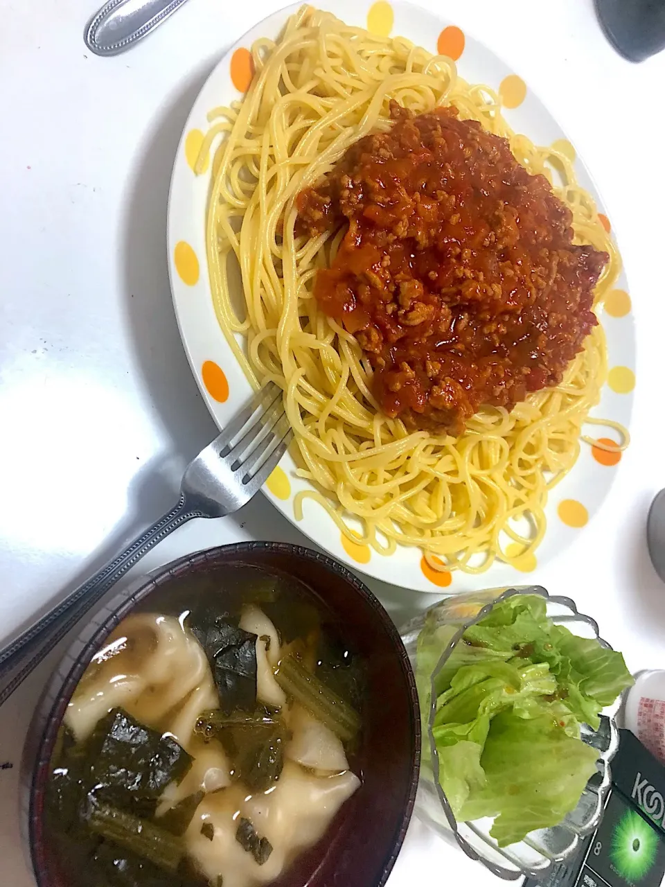 Snapdishの料理写真:ミートスパゲティと餃子スープ|えなちさん