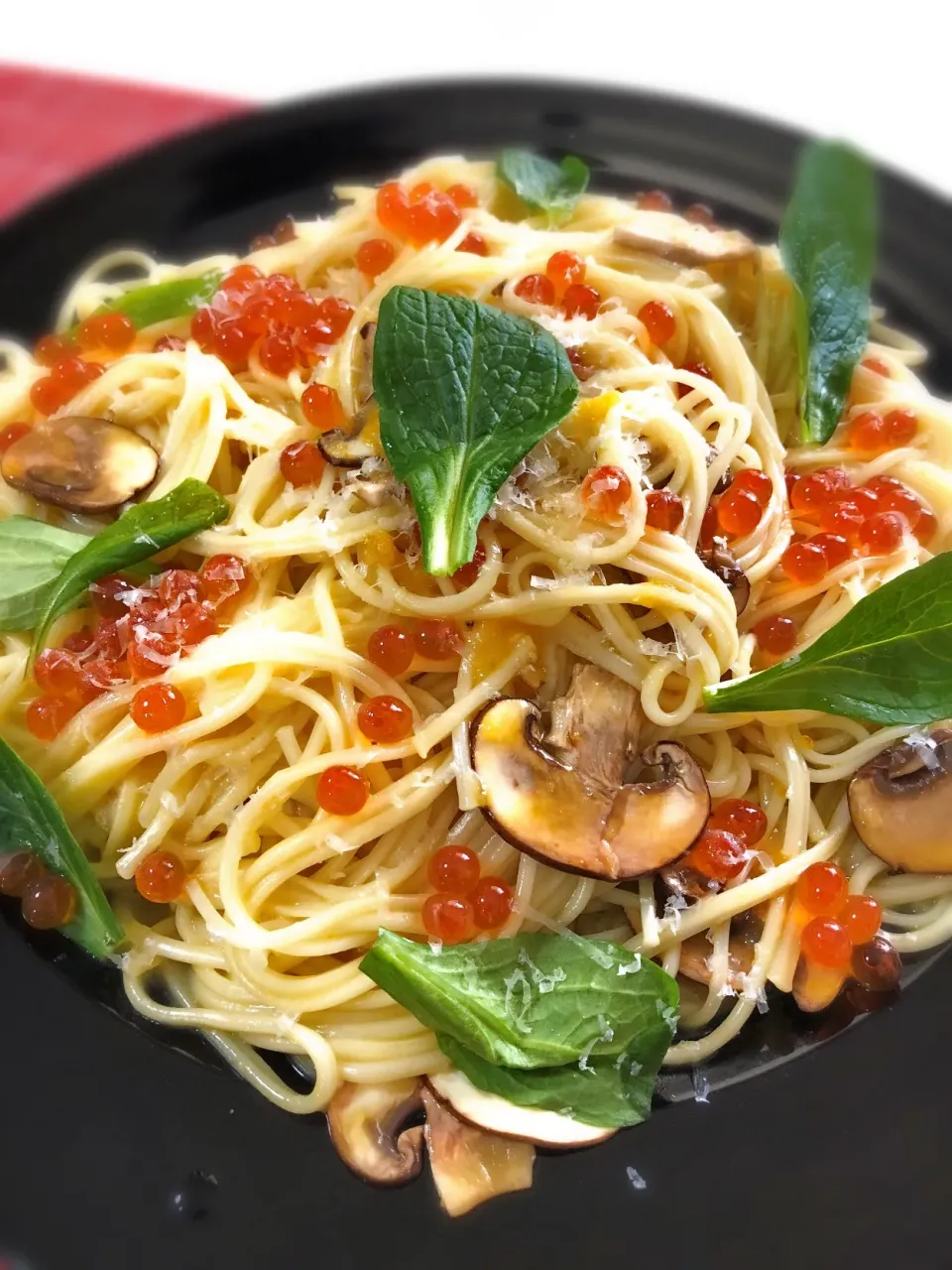 Snapdishの料理写真:お昼はイクラのパスタもどき。麺は半田麺、卵黄、グラナパダーノ、白だし、トリュフオイルで調味。|mattさん