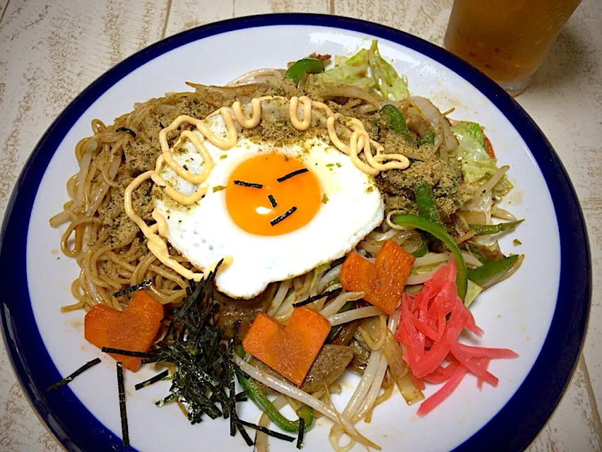 Snapdishの料理写真:今日の男飯(๑˃̵ᴗ˂̵)焼きそば🎶😉|ひーちゃんさん