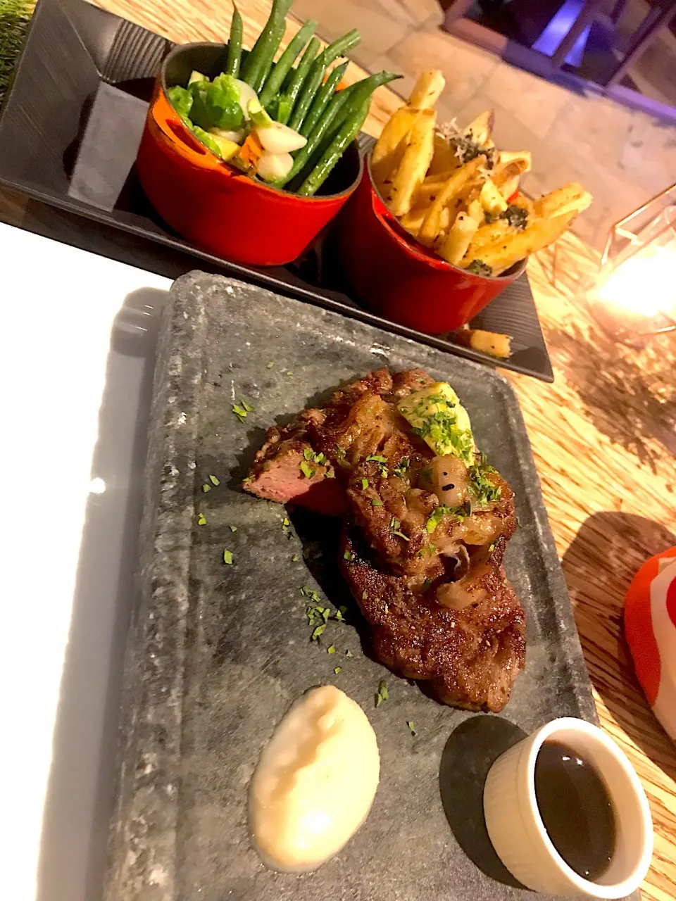 Grilled natural US beef prime ribeye steak|Sky Blueさん