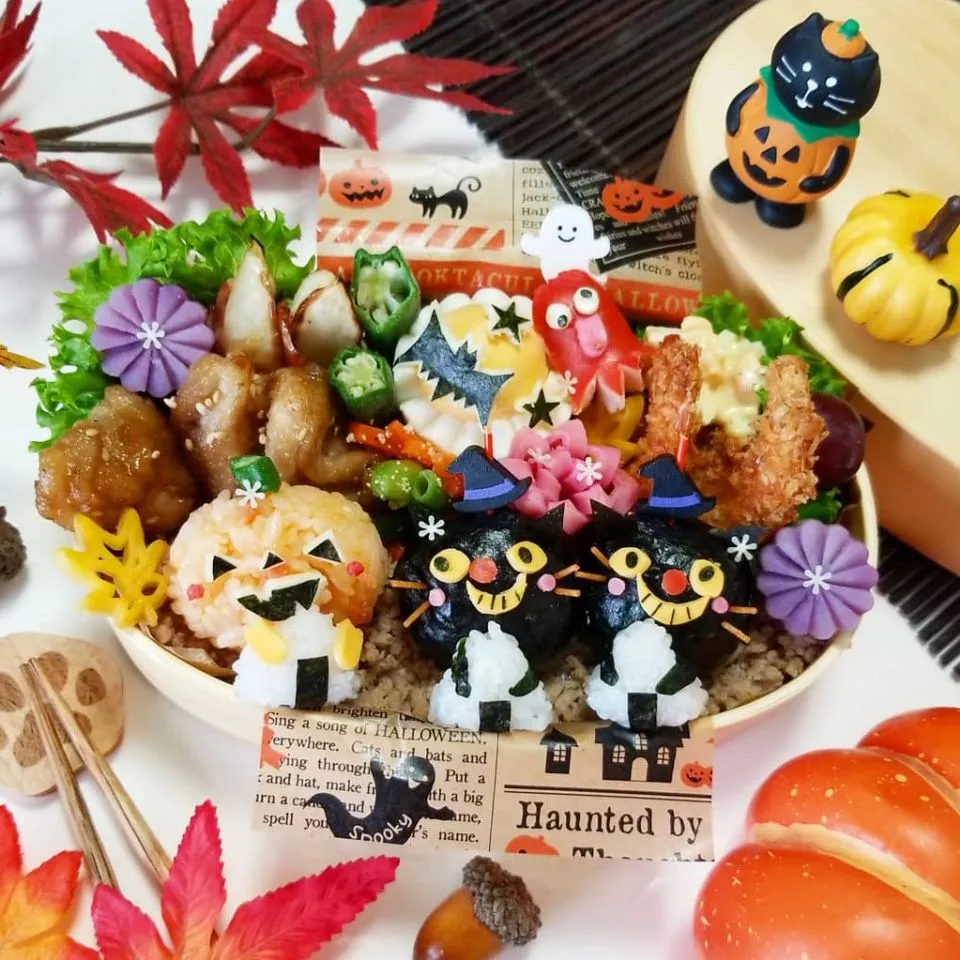 ハロウィンおにぎり弁当🎃みんなでこにぎり🍙|ayano.adshさん