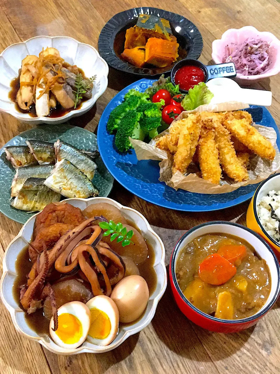 Snapdishの料理写真:今日のこどもごはん✨ササミのカレーガーリックマヨフライ✨秋刀魚の塩焼き✨あとは〜渋いセット😅|加藤よしえさん