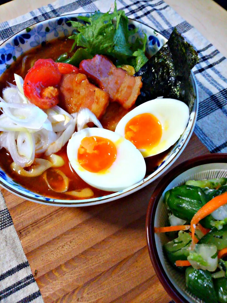 Snapdishの料理写真:豆腐がなーい！😭花椒が香る旨辛麻婆麺
めるぼちゃんの卵の味玉前
 #NISSIN行列のできる店のラーメン|みるくここあさん