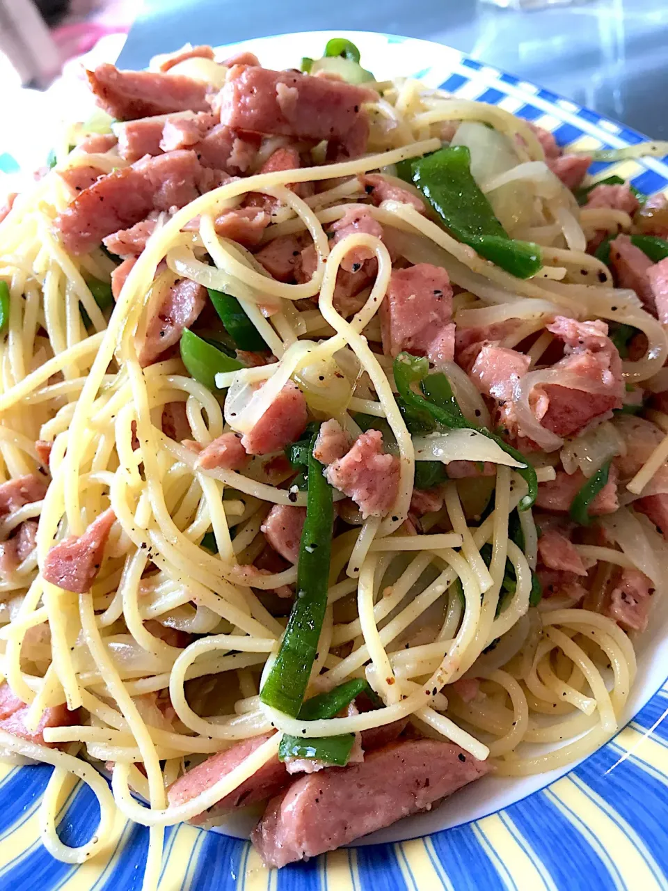 スパムとピーマンのパスタを作ってみたよ！|Tomyさん