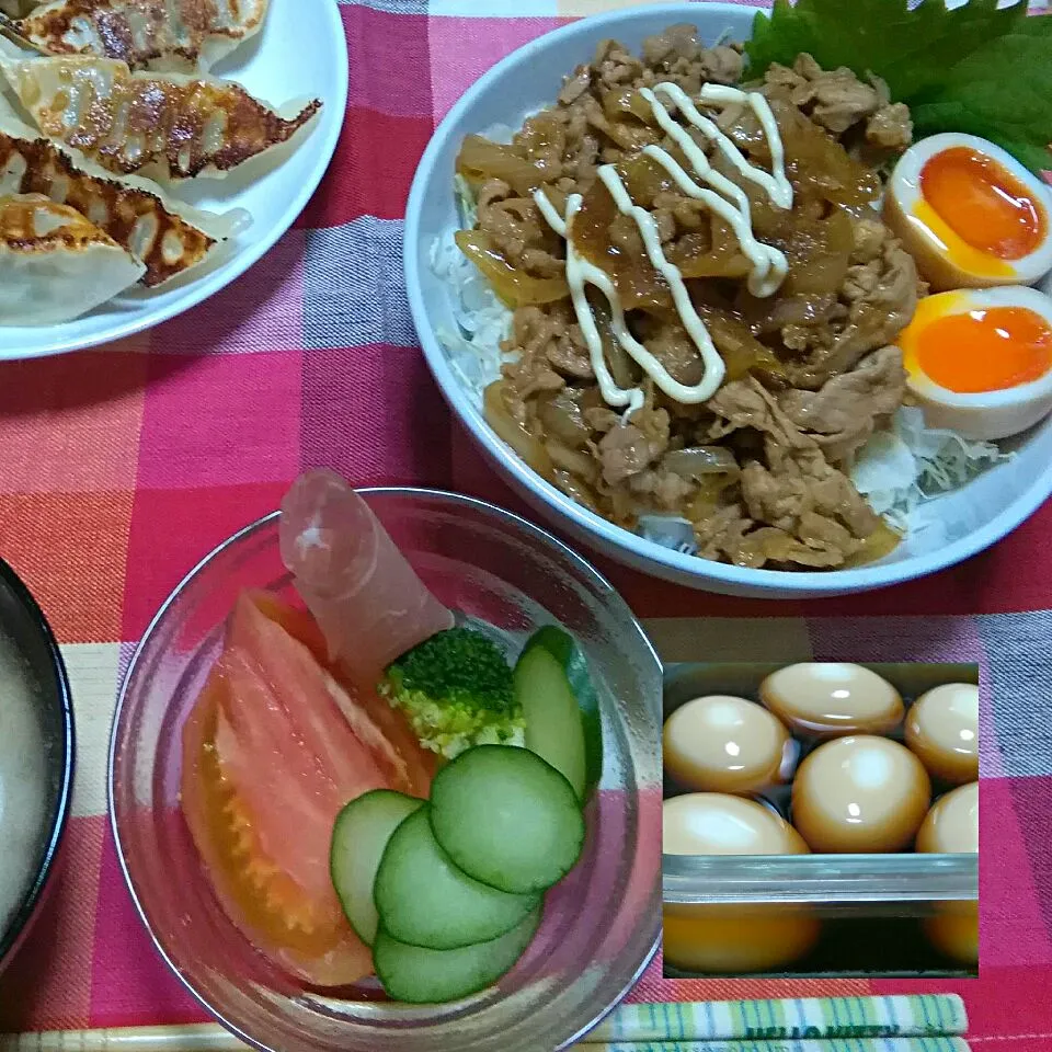 めるぼさんの🥚ハマり過ぎてる味玉🥚
2018/10/21　今日の晩ごはん❤豚丼🌸味玉|ちいたんさん