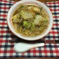 Snapdishの料理写真:野菜たっぷり味噌ラーメン
  #味噌ラーメン 
  #野菜たっぷり|中島誠晴さん