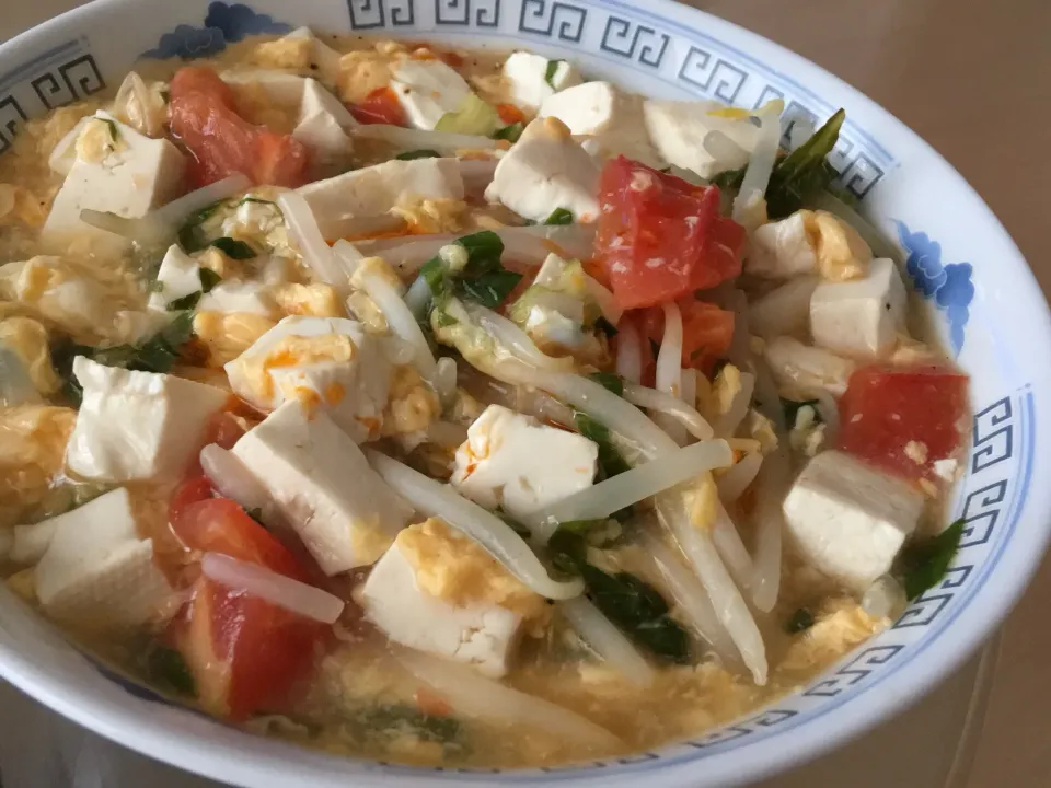 豆腐とトマトのサンラータンうどん✨|はるさん