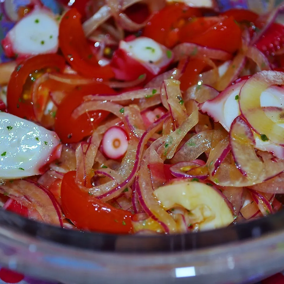 【つま研】タコ🐙とトマト🍅のカルパッチョなの|cocco+さん