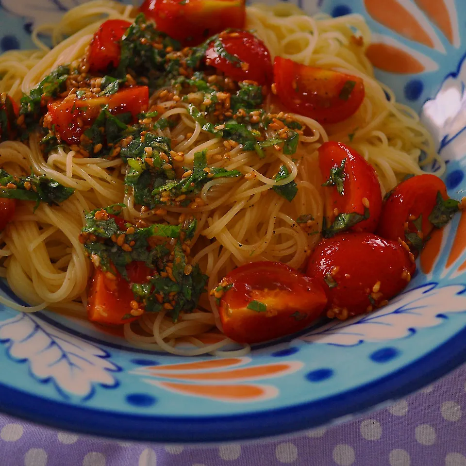 簡単！トマトと大葉の冷製パスタ|cocco+さん