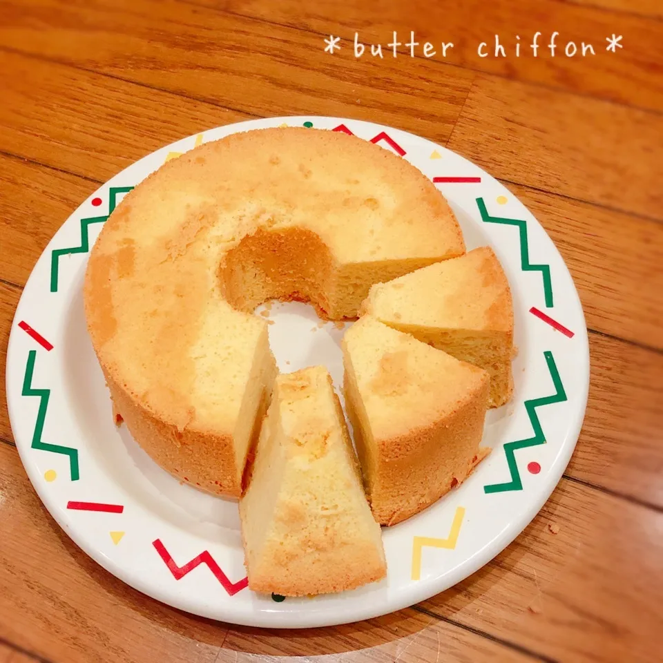 ❤️焦がしバターのシフォンケーキ❤️|ぷらっとさん